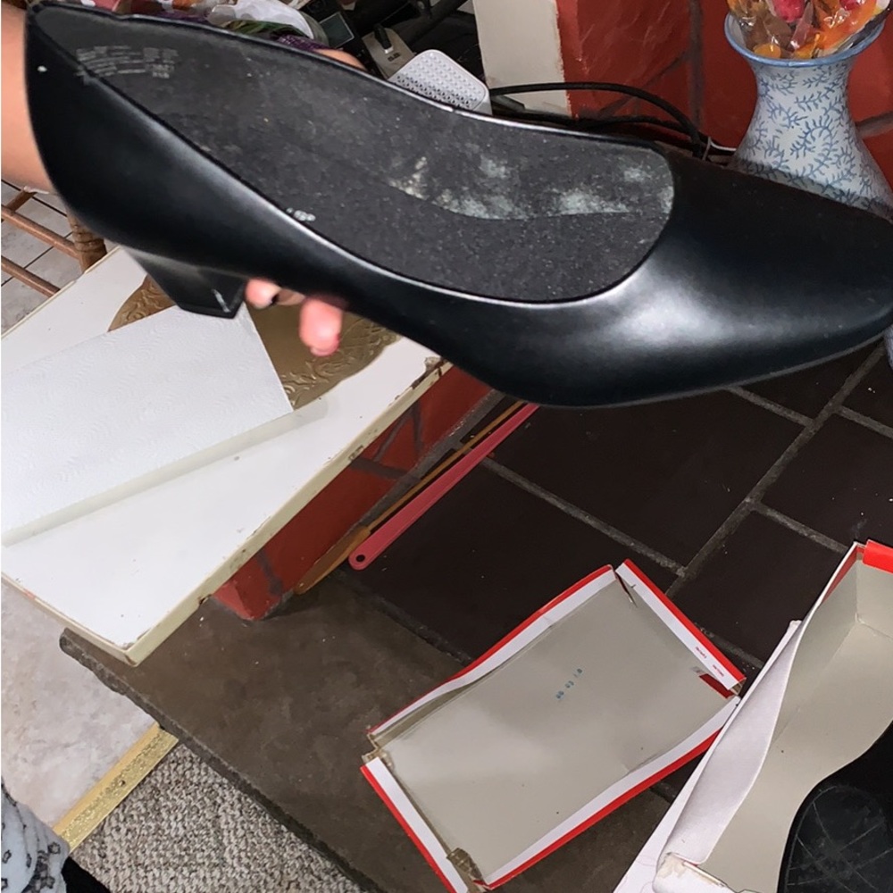 Woman dress shoes
